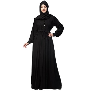 Pleated abaya with fashionable buttons - Black
